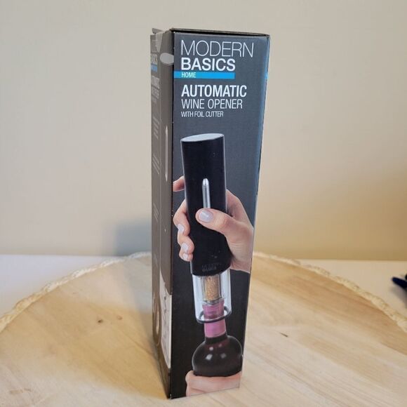 New Modern Basics Automatic Wine Opener with foil cutter - Picture 2 of 9